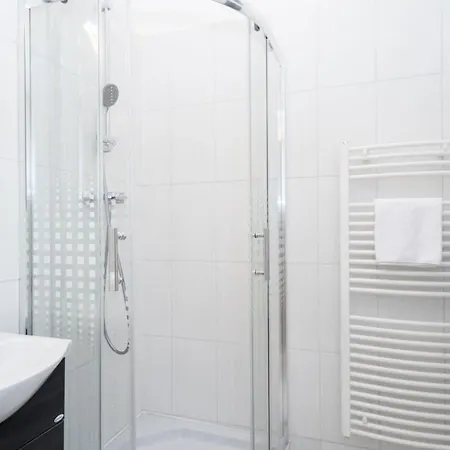 Relaxing Brand New Spot In The Lively Center Daire Budapeşte