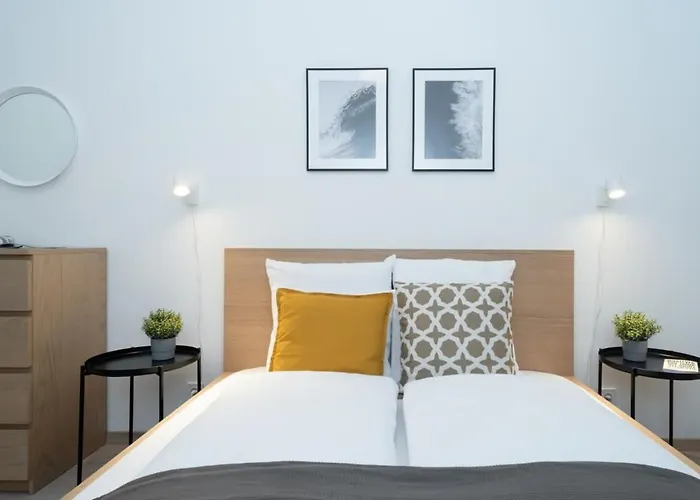 Apartment Relaxing Brand New Spot In The Lively Center Budapest